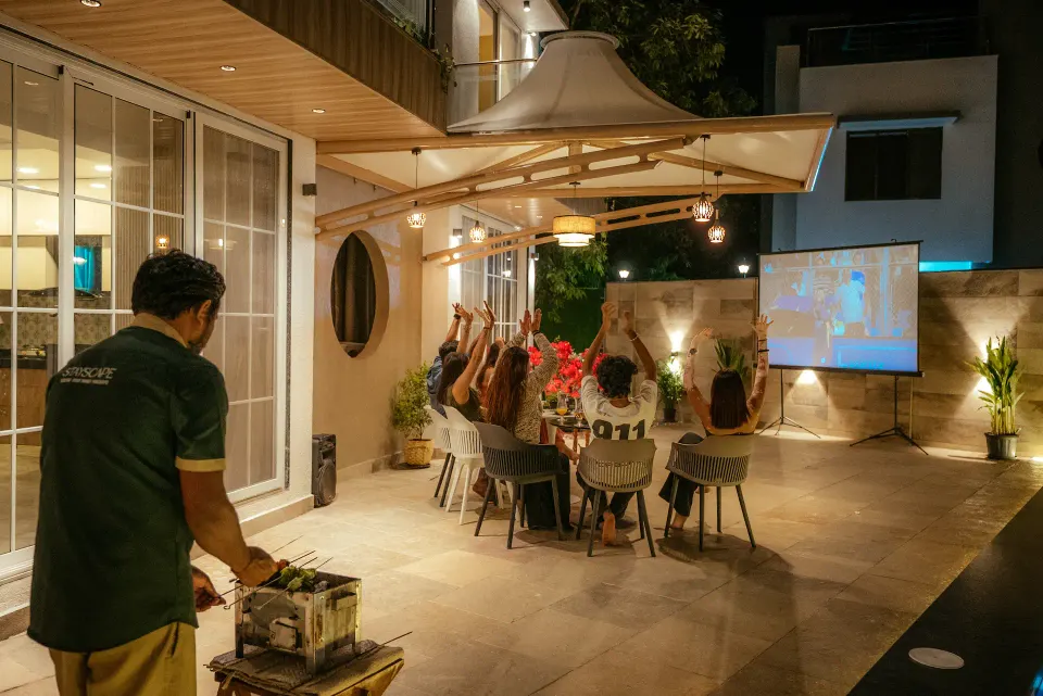 Enjoy Sport Screenings by the Pool