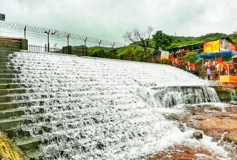 Explore Popular Places in Lonavala