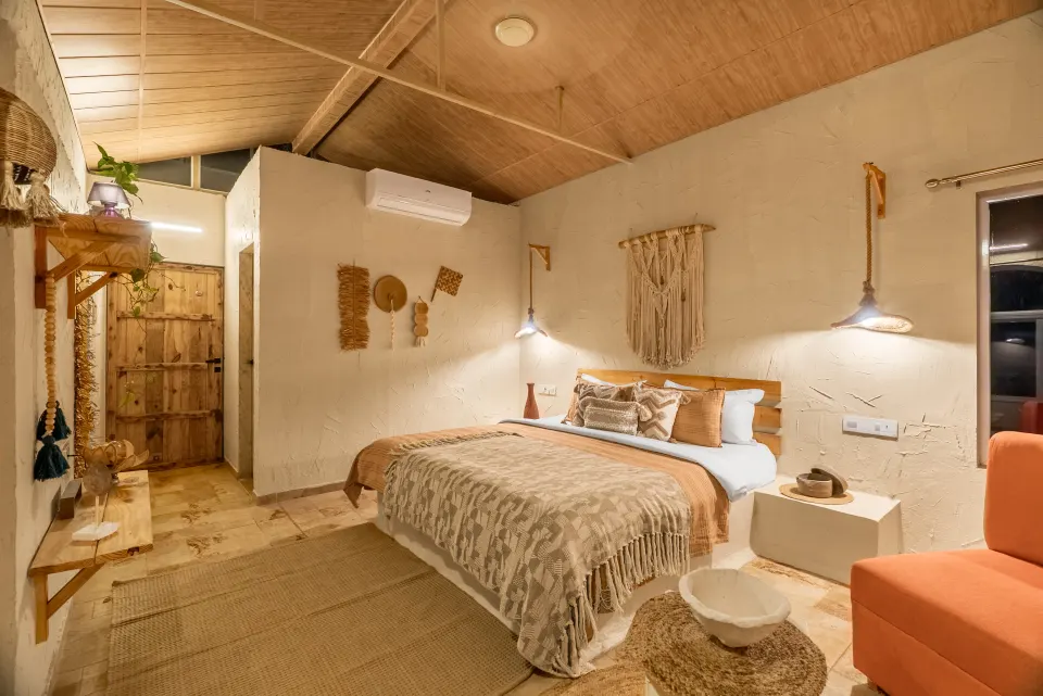 The Zuri House - Bedroom 8 2