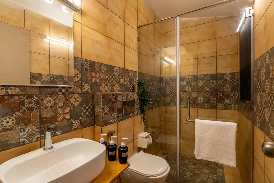 Happy Home - Bathrooms 2