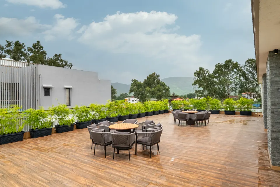 Evergreen Escape - Outdoor 3