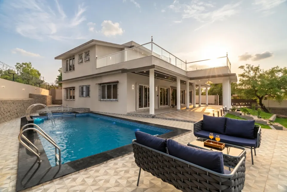 Stargazer - Pool area 3