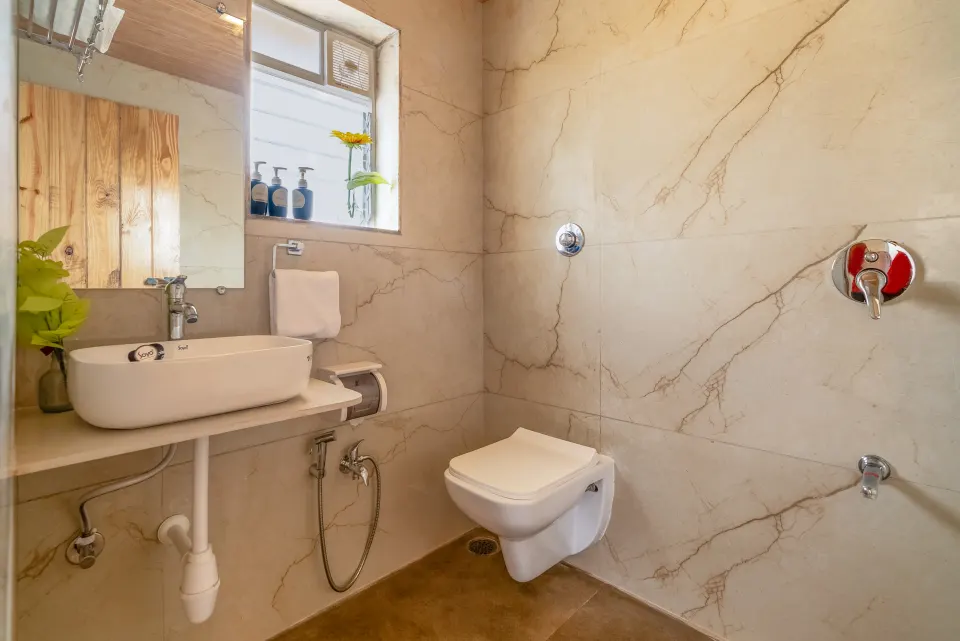 The Zuri House - Bathrooms 1