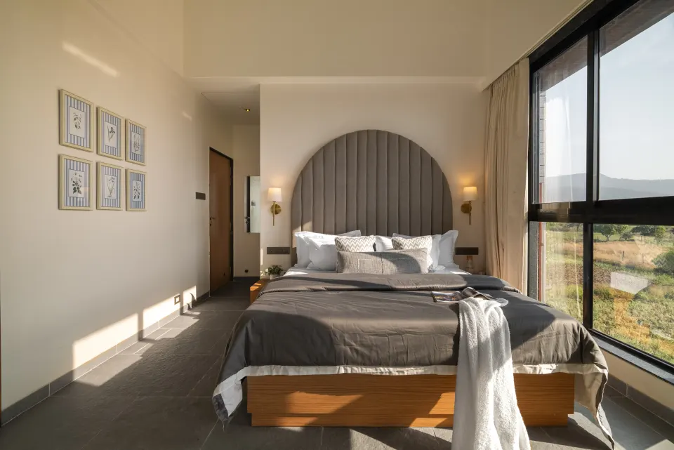 Stone Water - Bedroom 4 1