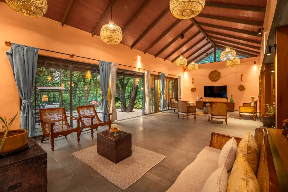 Salt Water - Living area 3