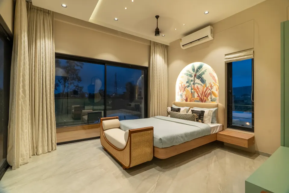 Evergreen Escape - Bedroom 10 1