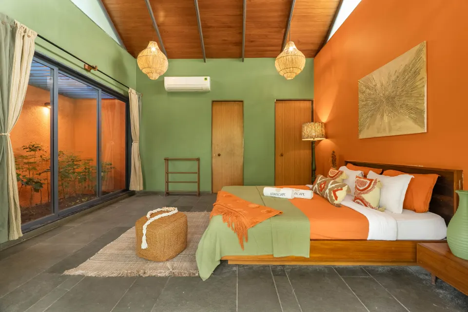 Salt Water - Bedroom 1 2