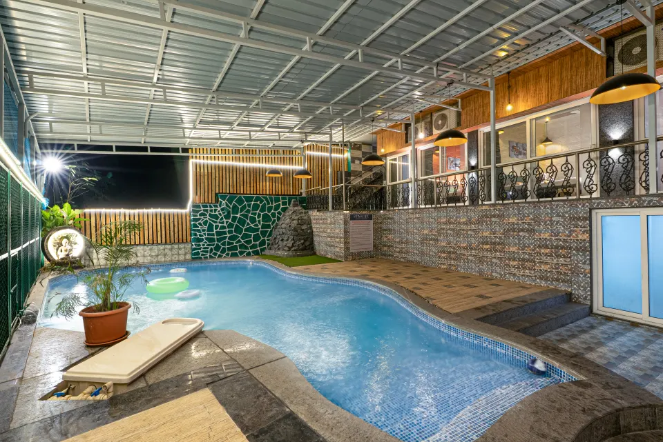 Bricstone House - Pool Area 4