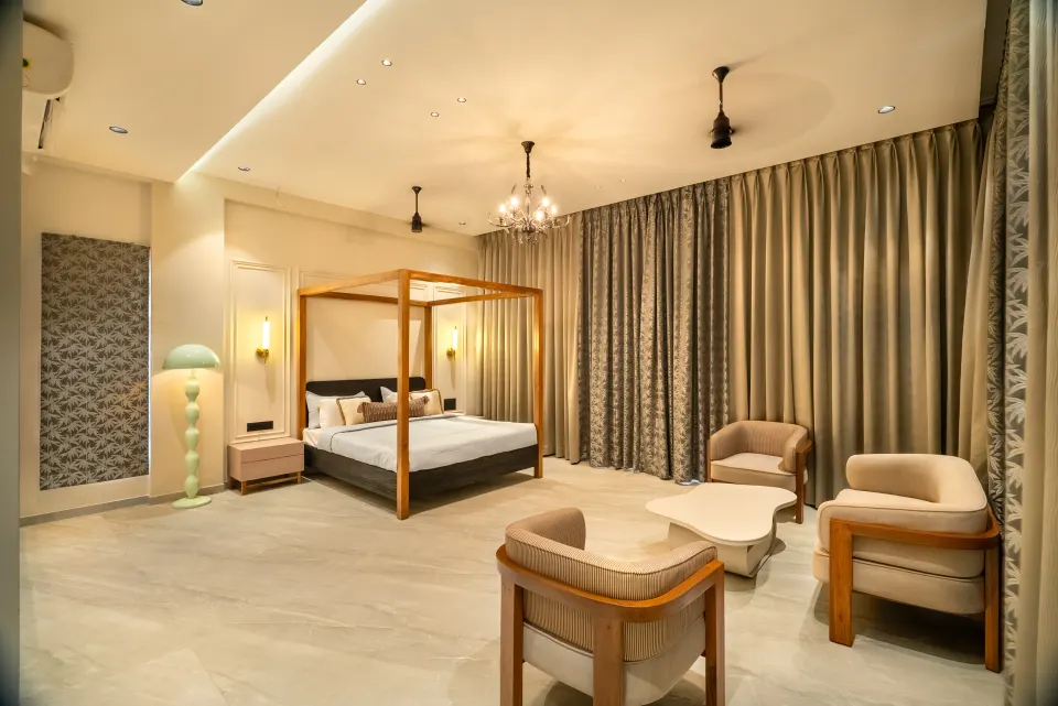 Evergreen Escape - Bedroom 8 1